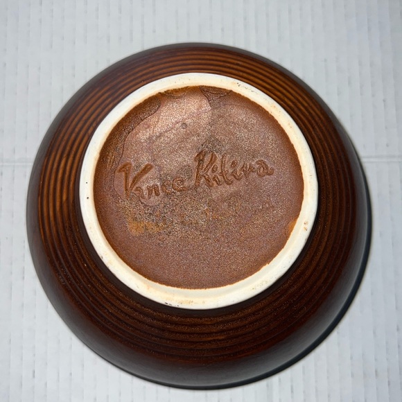 Vance Kitira Large Bowl Made in Thailand Nature Inspired Ceramic Pottery 7”x 5” - Picture 3 of 5